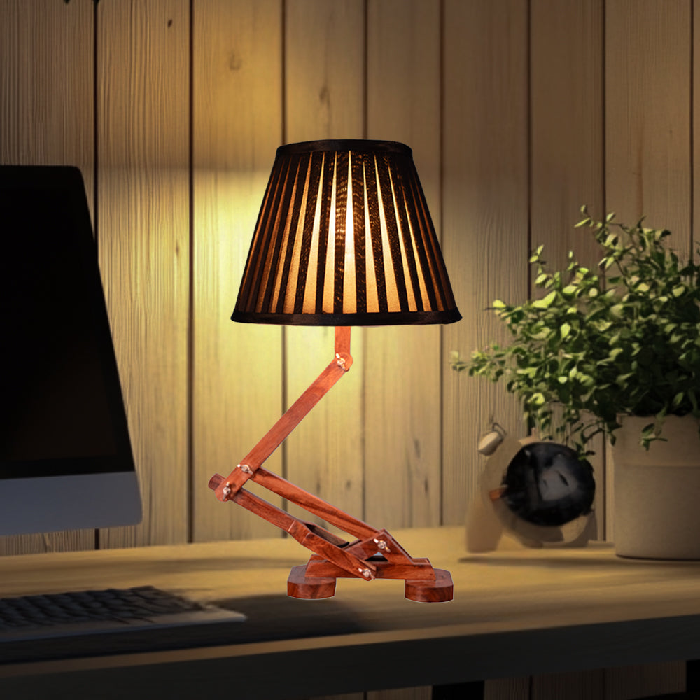 Adjustable Wooden Articulated Table Lamp