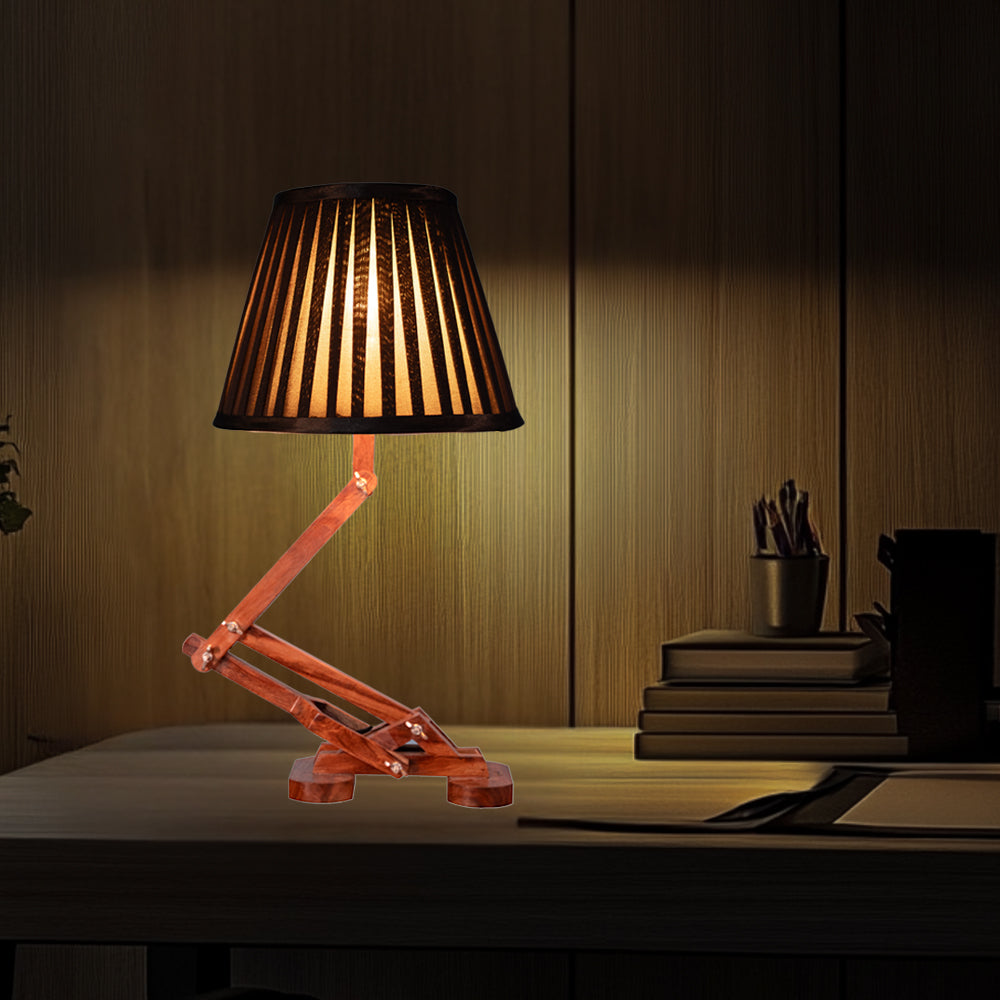 Adjustable Wooden Articulated Table Lamp